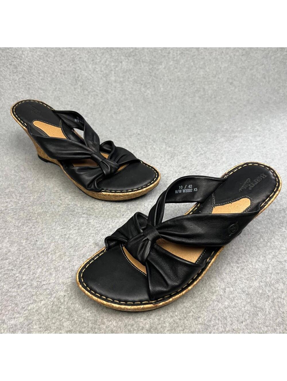 Born Drilles Womens Black Leather Wedge Open Toe Cork Sandals Size 10 Beach